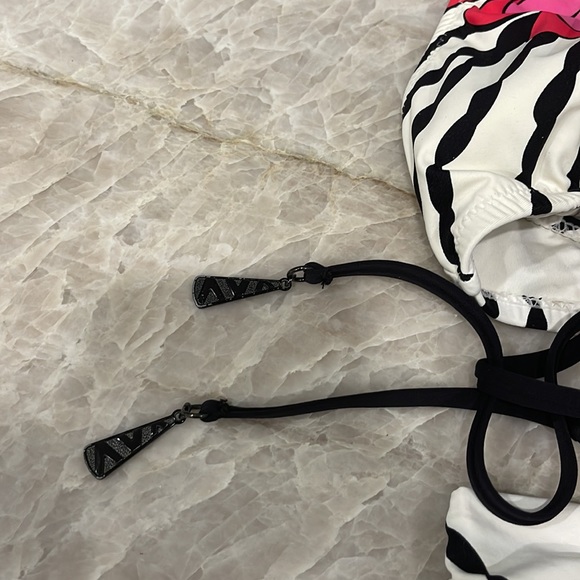 Trina Turk Ibiza Bikini -Size 10 EUC - Picture 9 of 12